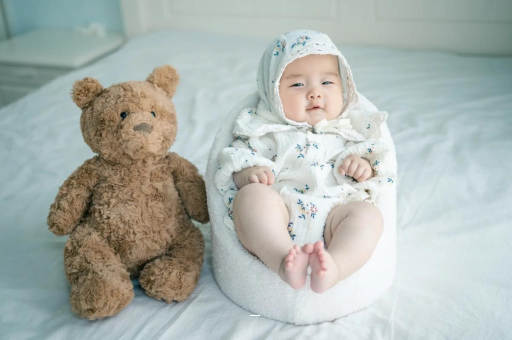 垦利宝宝挠耳朵是怎么回事